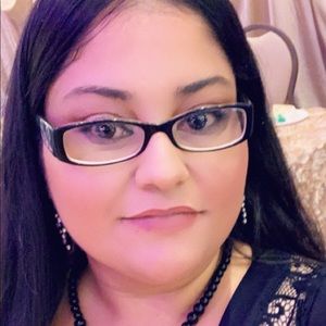 Meet your Posher, Amnerys